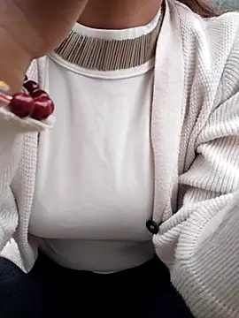 mumu661 online show from December 23, 2025, 12:19 am