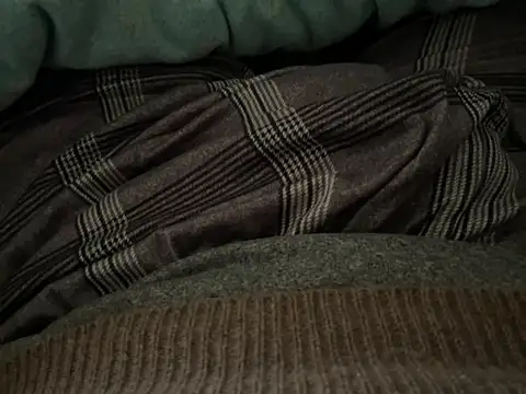 Snapshot of erdestruttor18 chatting on February 4, 2026, 10:32 am erdestruttor18 online show from February 4, 2026, 10:32 am