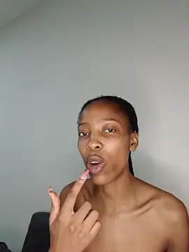 MsParisSmith online show from January 8, 2026, 6:43 pm