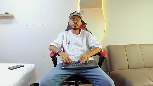 MatthewCullen online show from February 6, 2026, 8:34 pm