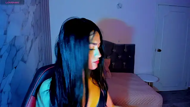 Snapshot of veronica_blakee chatting on December 1, 2025, 3:55 am veronica blakee online show from December 1, 2025, 3:55 am