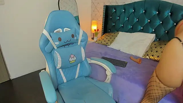 Valery jame online show from March 26, 2026, 8:14 pm