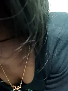 Zoyaa-Zubair online show from February 14, 2026, 5:21 pm