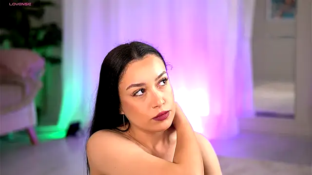 LaraCullen online show from December 20, 2025, 7:32 pm