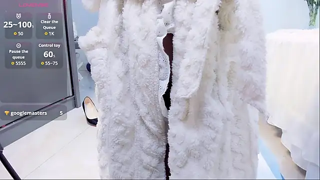 Wan-Yun-520 online show from March 29, 2026, 2:22 am