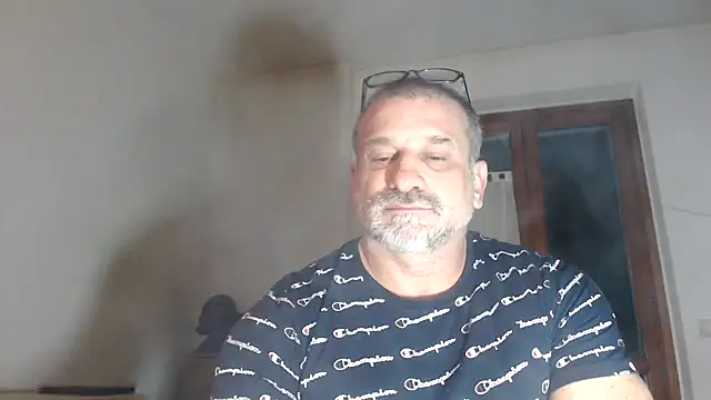 Snapshot of Mauro7788 chatting on February 21, 2026, 6:31 pm Mauro7788 online show from February 21, 2026, 6:31 pm