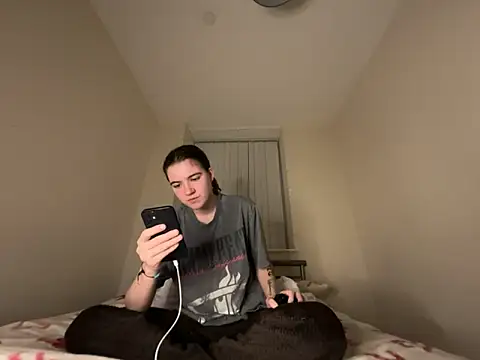 lucyx xx online show from February 27, 2026, 6:30 pm