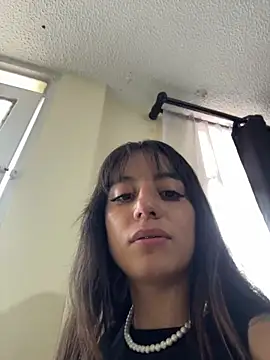 Mia fiire online show from February 26, 2026, 7:13 pm