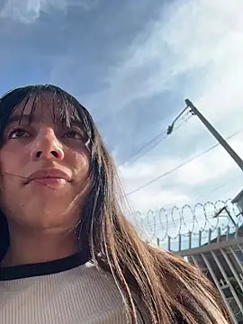 Mia fiire online show from March 14, 2026, 9:09 pm