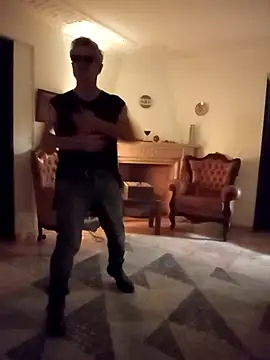 CasalGarcia69 online show from November 29, 2025, 4:48 am