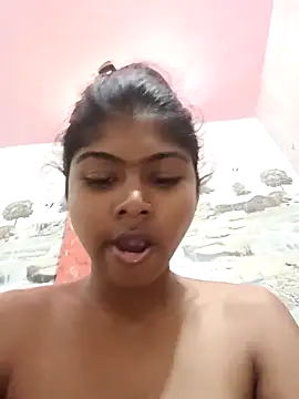 Cute diya023 online show from March 2, 2026, 4:03 am