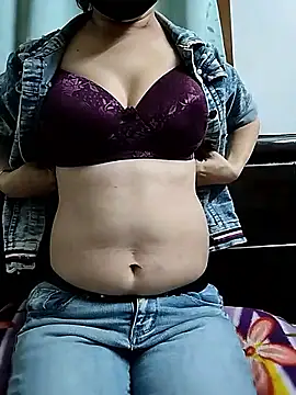 Queencandy736 online show from January 16, 2026, 7:56 am