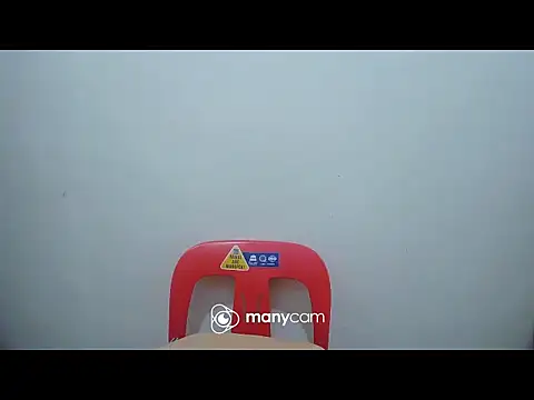 xxdreamgirl69 online show from January 8, 2026, 9:50 pm