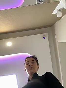 cordeliawow online show from March 7, 2026, 5:04 am