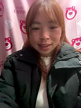 alissa-ww online show from December 22, 2025, 1:30 pm