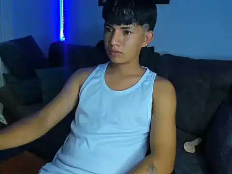 Mikke18 online show from December 16, 2025, 4:50 am