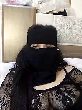 Snapshot of lolotheone chatting on June 25, 2026, 12:32 am lolotheone online show from June 25, 2026, 12:32 am