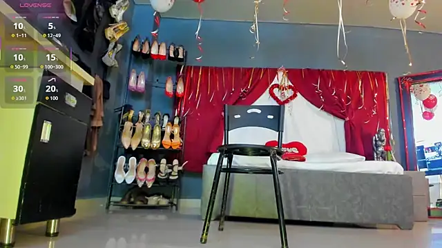 AnitaDuque online show from February 19, 2026, 4:19 am