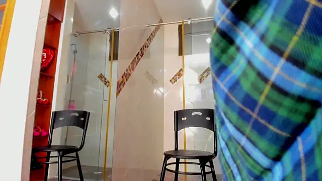 AnitaDuque online show from March 21, 2026, 3:33 am