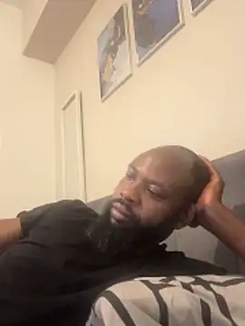 Snapshot of smartfuck777 chatting on February 3, 2026, 8:08 am smartfuck777 online show from February 3, 2026, 8:08 am