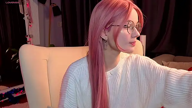 Snapshot of Kitty_smalltits chatting on January 6, 2026, 4:27 am Kitty smalltits online show from January 6, 2026, 4:27 am