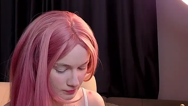 Snapshot of Kitty_smalltits chatting on January 13, 2026, 4:29 am Kitty smalltits online show from January 13, 2026, 4:29 am