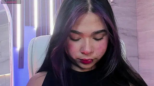 Mylarossi online show from February 4, 2026, 1:17 pm