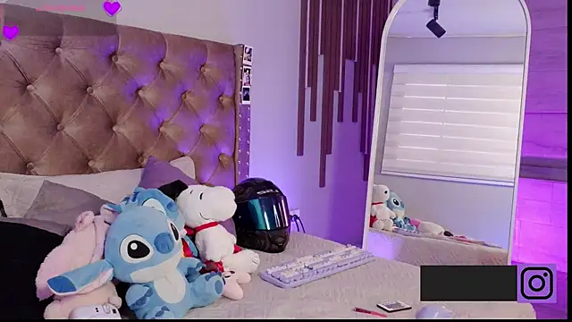 Mylarossi online show from March 20, 2026, 3:28 pm