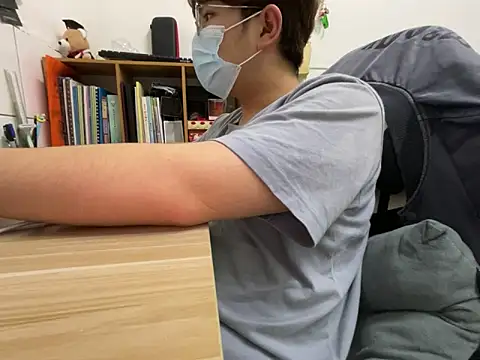 Snapshot of hiiiizzzz chatting on February 21, 2026, 4:19 pm hiiiizzzz online show from February 21, 2026, 4:19 pm