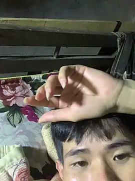 anh-soi123 online show from April 19, 2026, 6:10 pm