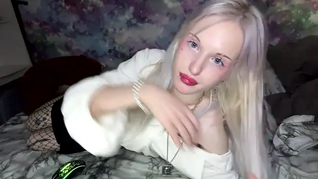 Snapshot of CelenFomes chatting on March 3, 2026, 7:03 am CelenFomes online show from March 3, 2026, 7:03 am