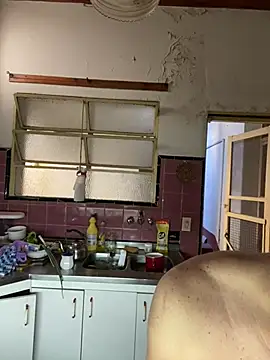 Petebulimia online show from February 6, 2026, 11:46 am