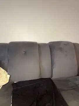 Fancy Face28 online show from April 19, 2026, 8:35 am