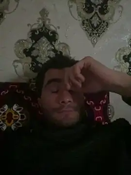 HomoSapiens98 online show from December 15, 2025, 5:23 am