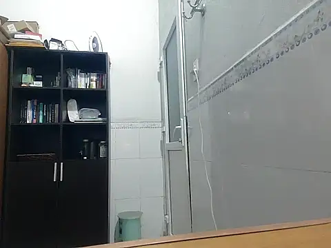 Snapshot of wesleiiiii chatting on February 12, 2026, 11:22 pm wesleiiiii online show from February 12, 2026, 11:22 pm