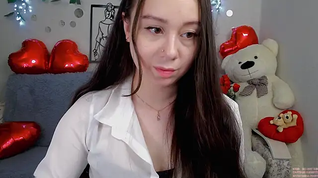 AlinaEleven online show from June 6, 2026, 11:53 pm