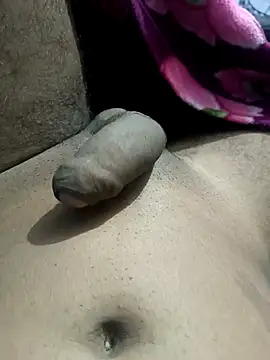 Lovely-boy-ash online show from April 17, 2026, 9:45 am