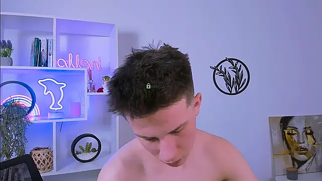 leo valor online show from February 18, 2026, 7:43 pm