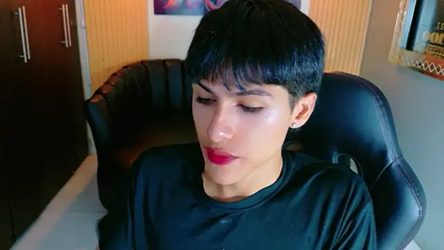 StormLuxX online show from January 10, 2026, 12:40 pm