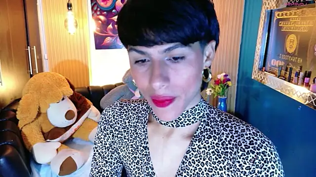 StormLuxX online show from April 20, 2026, 1:25 pm