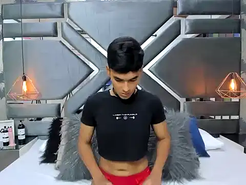 LittleNito online show from December 19, 2025, 12:34 pm