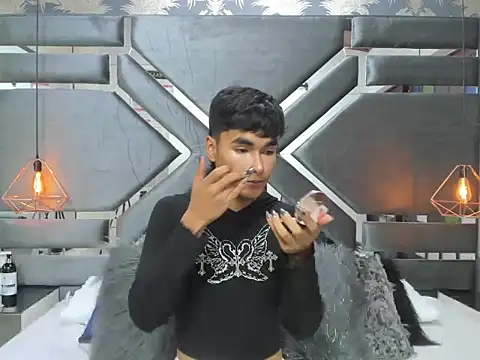 LittleNito online show from December 20, 2025, 12:45 pm