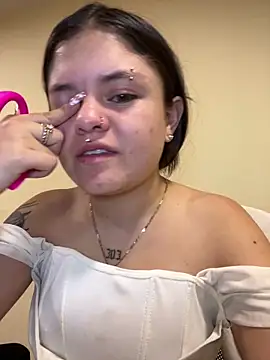 Camila Duarte2 online show from March 17, 2026, 1:25 pm