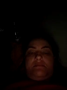 Snapshot of gini92 chatting on March 31, 2026, 8:31 pm gini92 online show from March 31, 2026, 8:31 pm