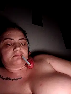 Snapshot of gini92 chatting on April 11, 2026, 7:51 pm gini92 online show from April 11, 2026, 7:51 pm