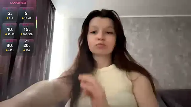 Snapshot of EllieBerrie chatting on February 28, 2026, 9:43 am EllieBerrie online show from February 28, 2026, 9:43 am