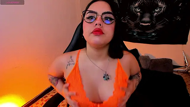 Nicolle Ruizz online show from June 14, 2026, 10:28 am
