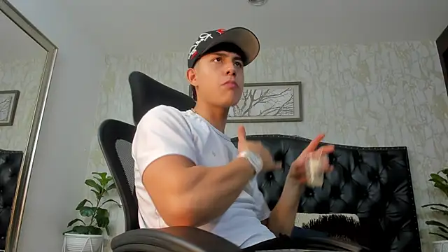 Lander Cruz online show from March 19, 2026, 8:57 pm