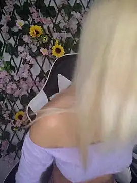 KasumiSophia online show from April 9, 2026, 12:21 pm