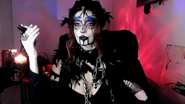 EmpressMorrigan online show from December 17, 2025, 9:59 am